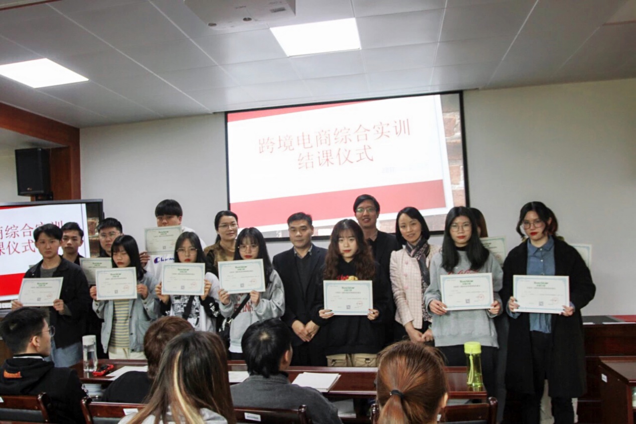 17c4ff92-4ff5-4b65-ac1a-7b064d9c399a.jpg